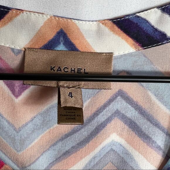 ANTHROPOLOGIE Kachel Jayla Zig Zag Silk Top in Size 4 - Picture 3 of 6